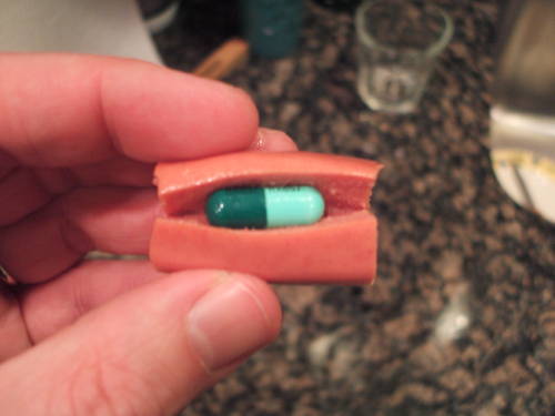 pill2